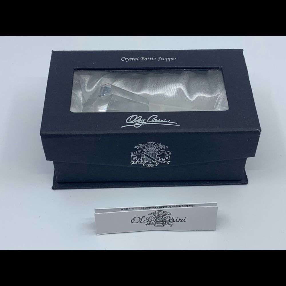 Oleg Cassini Crystal Monogram Letter L Bottle Stopper
